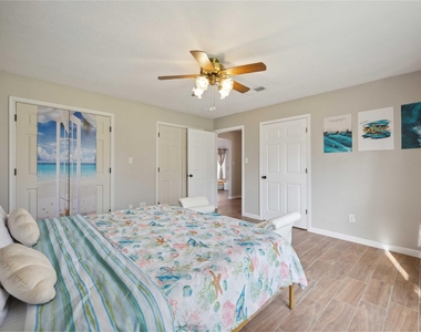 911 Brook Forest Drive - Photo Thumbnail 18