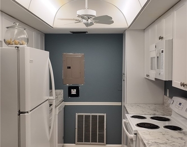 3655 Boca Ciega Drive - Photo Thumbnail 10