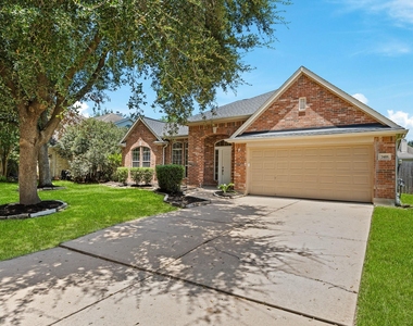 7418 Parkcross Place - Photo Thumbnail 1