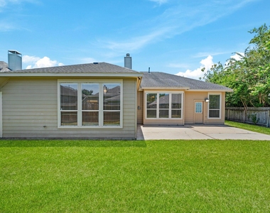 7418 Parkcross Place - Photo Thumbnail 32