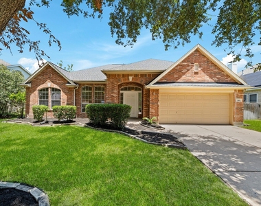 7418 Parkcross Place - Photo Thumbnail 2
