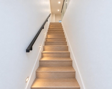 1521 Armada Drive - Photo Thumbnail 7