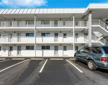72 7th Street S - Photo Thumbnail 19