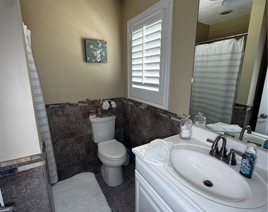 110 Leawood Circle - Photo Thumbnail 10