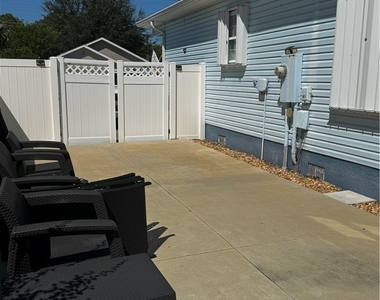 110 Leawood Circle - Photo Thumbnail 12