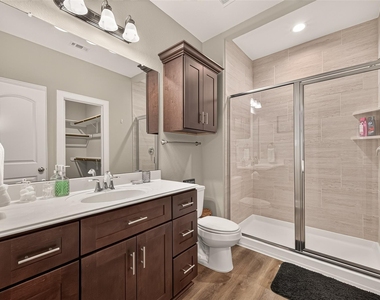 4509 Davenport Street - Photo Thumbnail 33