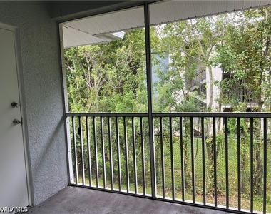 8358 Bernwood Cove Loop - Photo Thumbnail 18