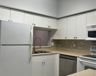 8358 Bernwood Cove Loop - Photo Thumbnail 19