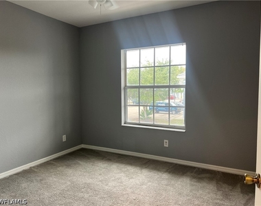8358 Bernwood Cove Loop - Photo Thumbnail 7