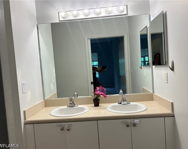 8358 Bernwood Cove Loop - Photo Thumbnail 13