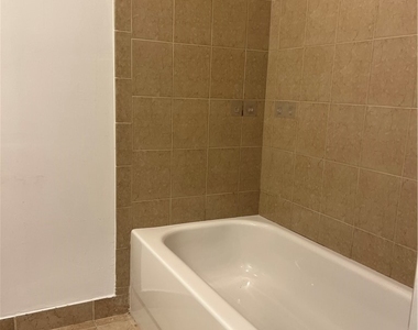 8358 Bernwood Cove Loop - Photo Thumbnail 10