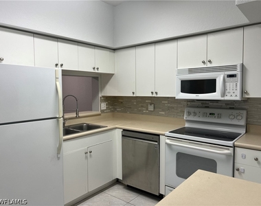 8358 Bernwood Cove Loop - Photo Thumbnail 21
