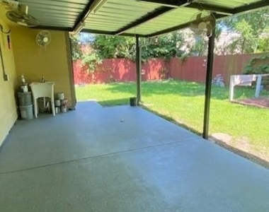 6623 Cresthill Street - Photo Thumbnail 23
