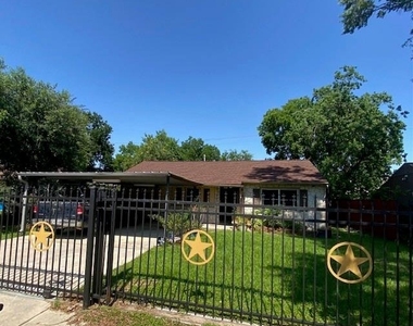 6623 Cresthill Street - Photo Thumbnail 1