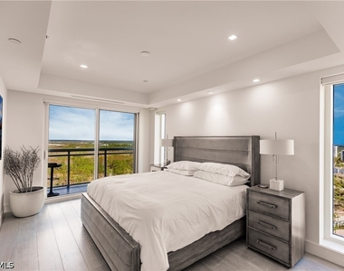 13915 Old Coast Road - Photo Thumbnail 19