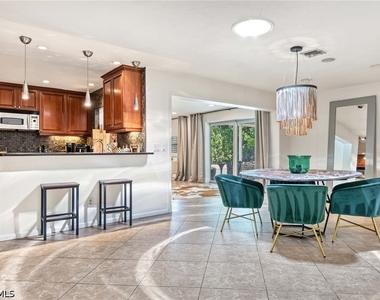 2732 N 14th Street - Photo Thumbnail 6