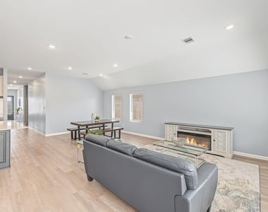 30311 Tall Fescue Drive - Photo Thumbnail 10