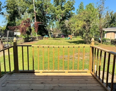 10629 Fairfax Street - Photo Thumbnail 13