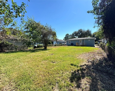 10629 Fairfax Street - Photo Thumbnail 15