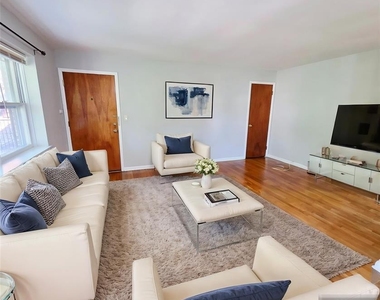 110 Elm - Photo Thumbnail 1