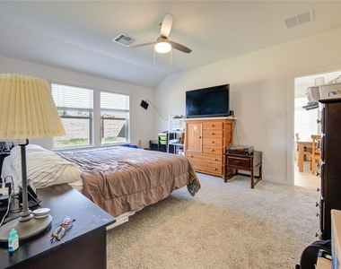 1106 Isola Bella Drive - Photo Thumbnail 14