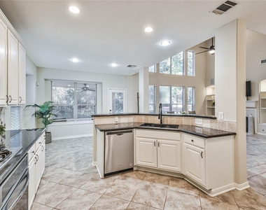 109 N Acacia Park Circle - Photo Thumbnail 13