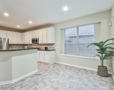 109 N Acacia Park Circle - Photo Thumbnail 17