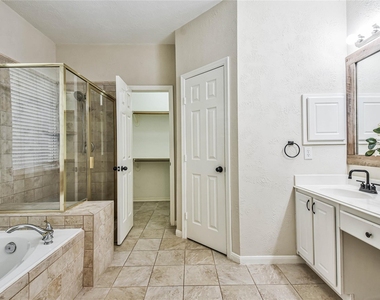 109 N Acacia Park Circle - Photo Thumbnail 25