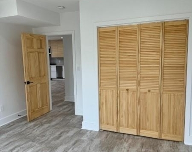 262 Anderson - Photo Thumbnail 12