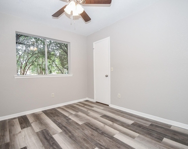 21707 Park Valley Drive - Photo Thumbnail 17