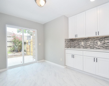 21707 Park Valley Drive - Photo Thumbnail 16