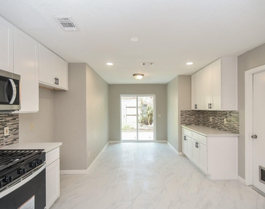 21707 Park Valley Drive - Photo Thumbnail 11