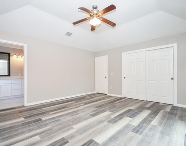 21707 Park Valley Drive - Photo Thumbnail 24