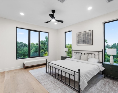 3531 Bradford Street - Photo Thumbnail 9