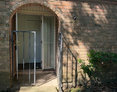 10952 Bexley Drive - Photo Thumbnail 1