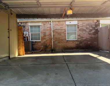 10952 Bexley Drive - Photo Thumbnail 14