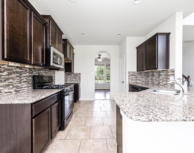 9619 Sumter Court - Photo Thumbnail 11