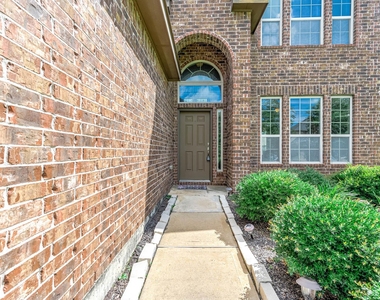 9619 Sumter Court - Photo Thumbnail 3