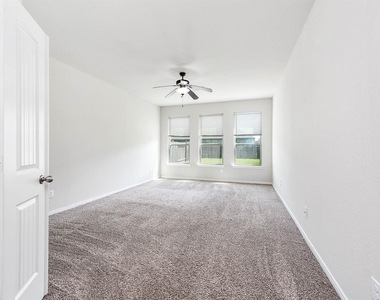 9619 Sumter Court - Photo Thumbnail 15