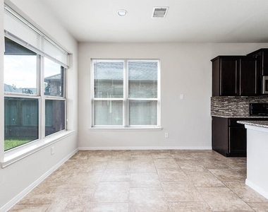 9619 Sumter Court - Photo Thumbnail 10