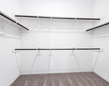 9619 Sumter Court - Photo Thumbnail 20