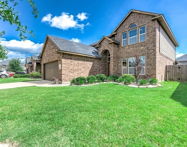 9619 Sumter Court - Photo Thumbnail 2