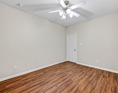 24222 Lake Path Circle - Photo Thumbnail 28