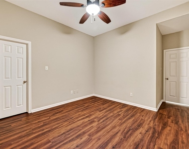 24222 Lake Path Circle - Photo Thumbnail 32