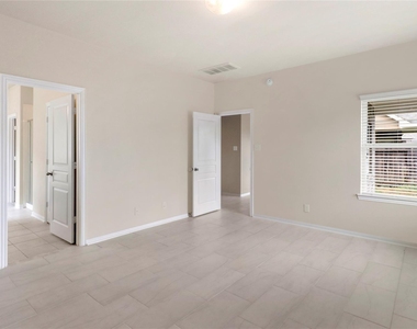 21239 Flowering Crape Myrtle Drive - Photo Thumbnail 11