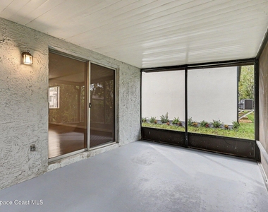 2412 Fox Hollow Drive - Photo Thumbnail 15