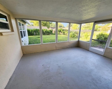 7146 Carmel Avenue - Photo Thumbnail 26