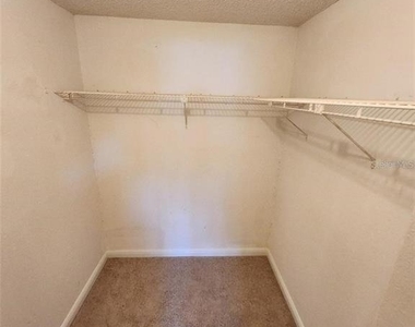 7146 Carmel Avenue - Photo Thumbnail 18