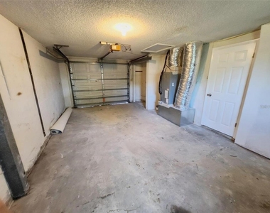 7146 Carmel Avenue - Photo Thumbnail 30