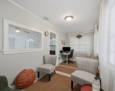 8613 N 13th Street - Photo Thumbnail 1